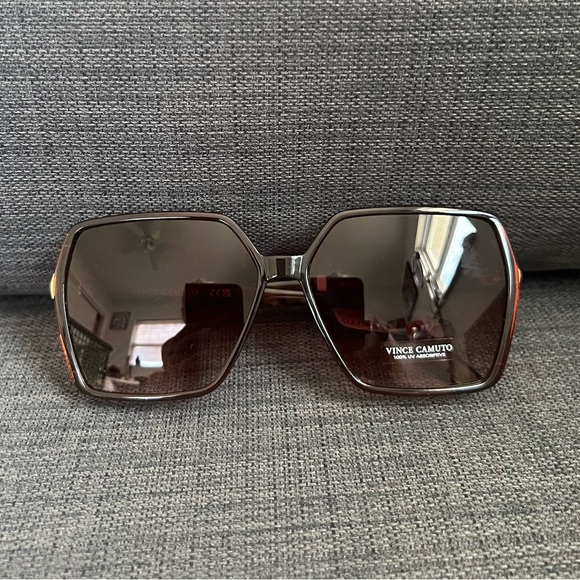 NWT VINCE CAMUTO SUNGLASSES EYEWEAR ACCESSORY - Picture 10 of 14